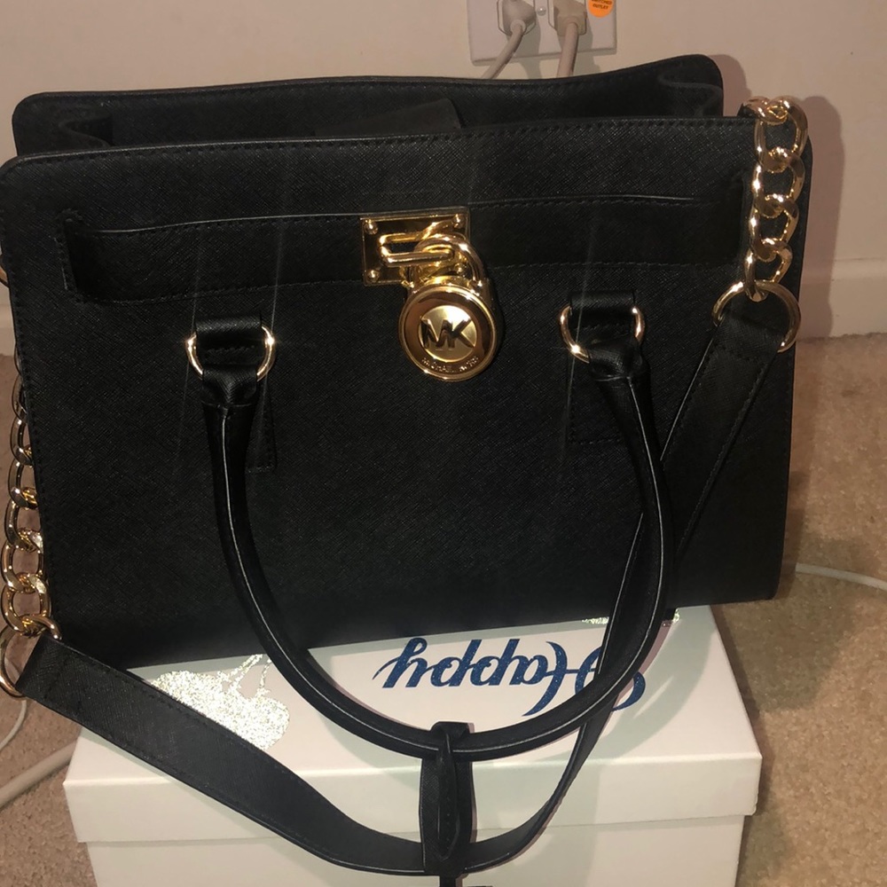 Medium sized Michael Kors purse